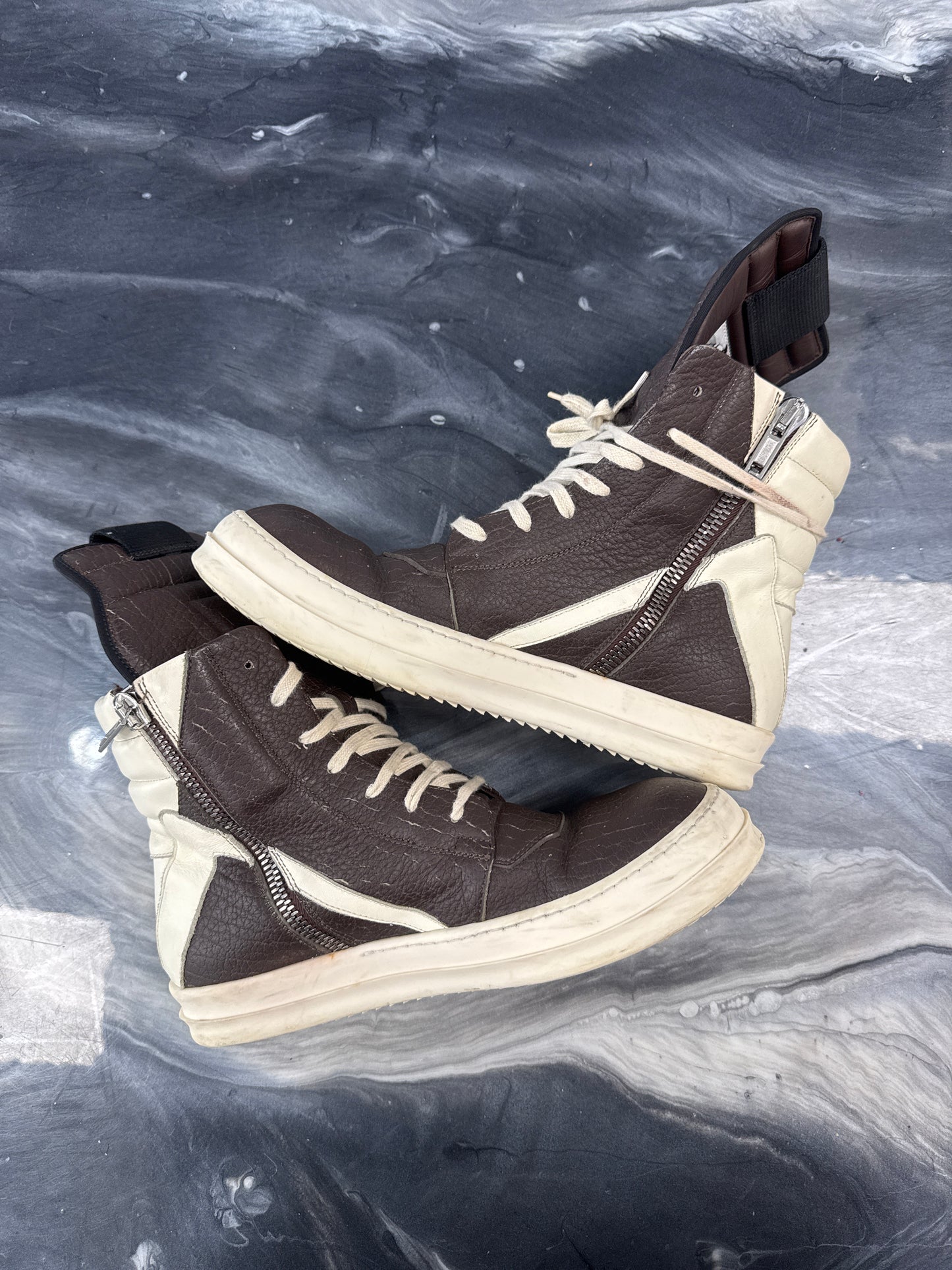 Rick Owens W16 Cracked Brown Leather Geobaskets (Used)