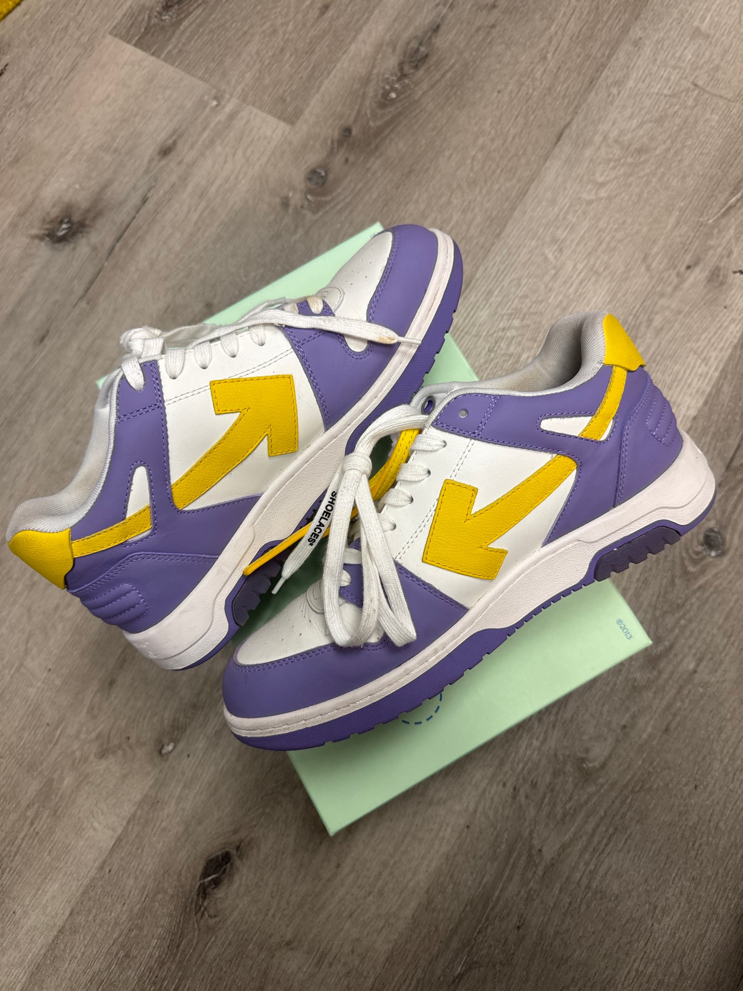Off-White Out of Office Low 'Purple Yellow' (USED)