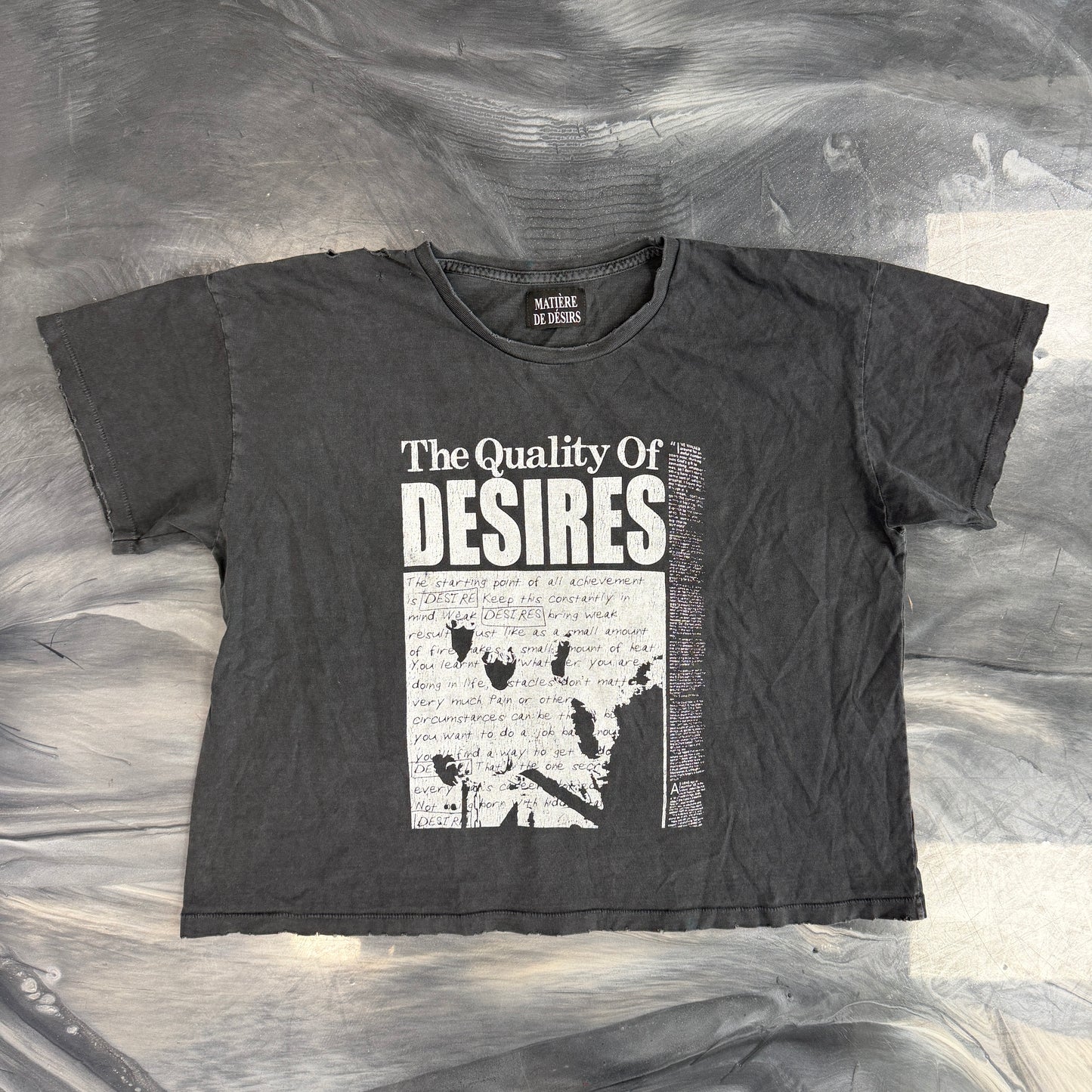 Matière De Désirs Quality Of Desires Tee Vintage Black