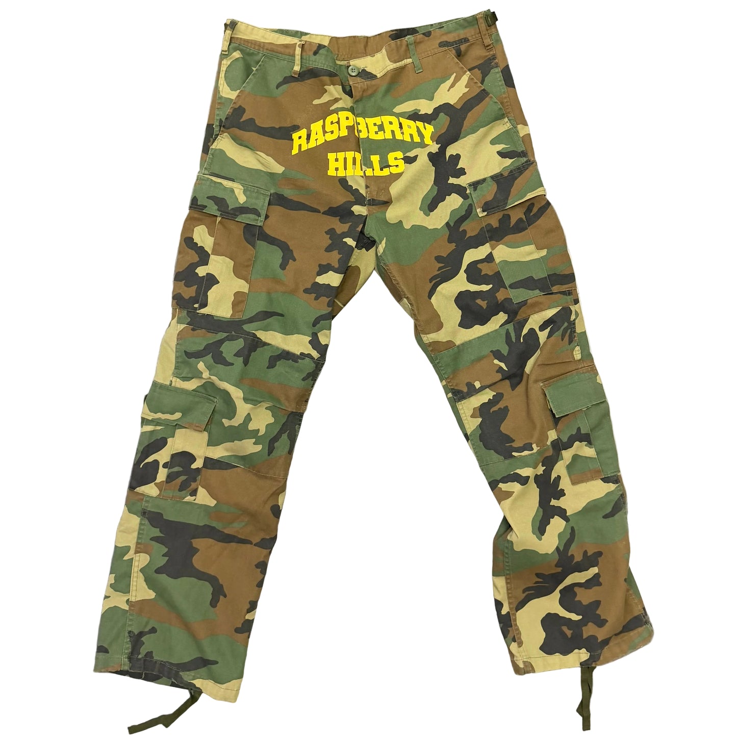 GV Gallery Raspberry Hills camo cargo pants