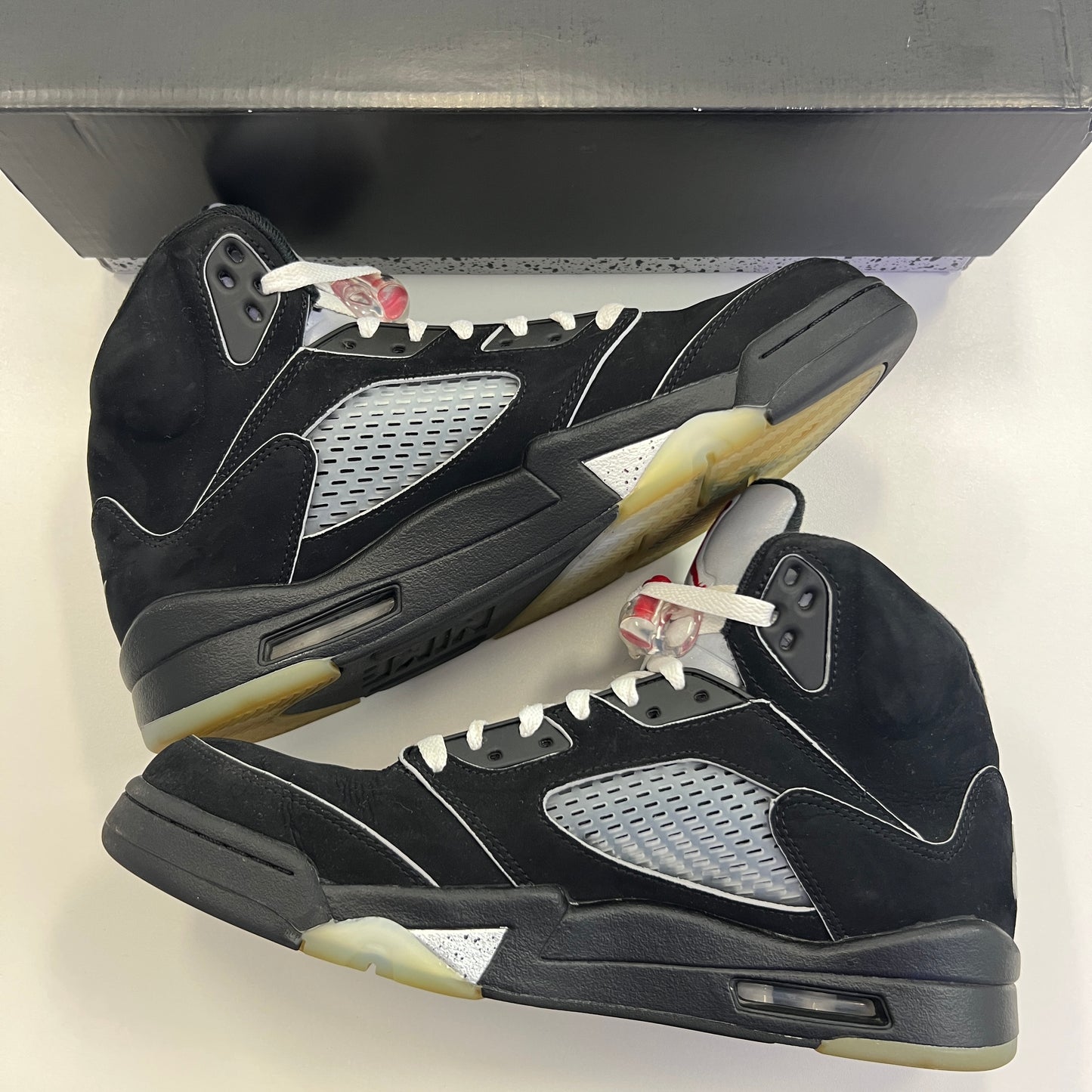 Jordan 5 Retro Black Metallic (Used)