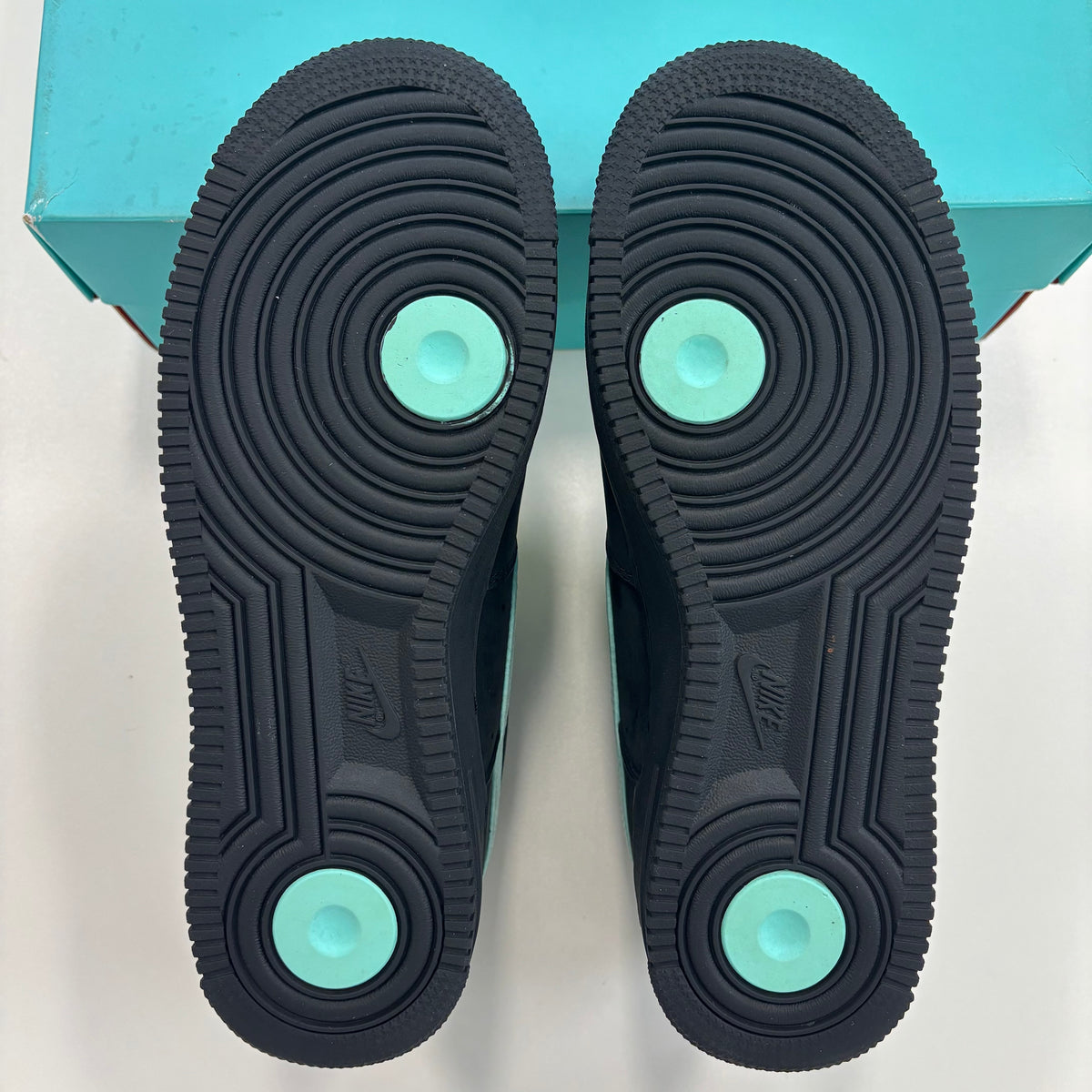 Nike Tiffany & Co. X Air Force 1 Low '1837' (USED)