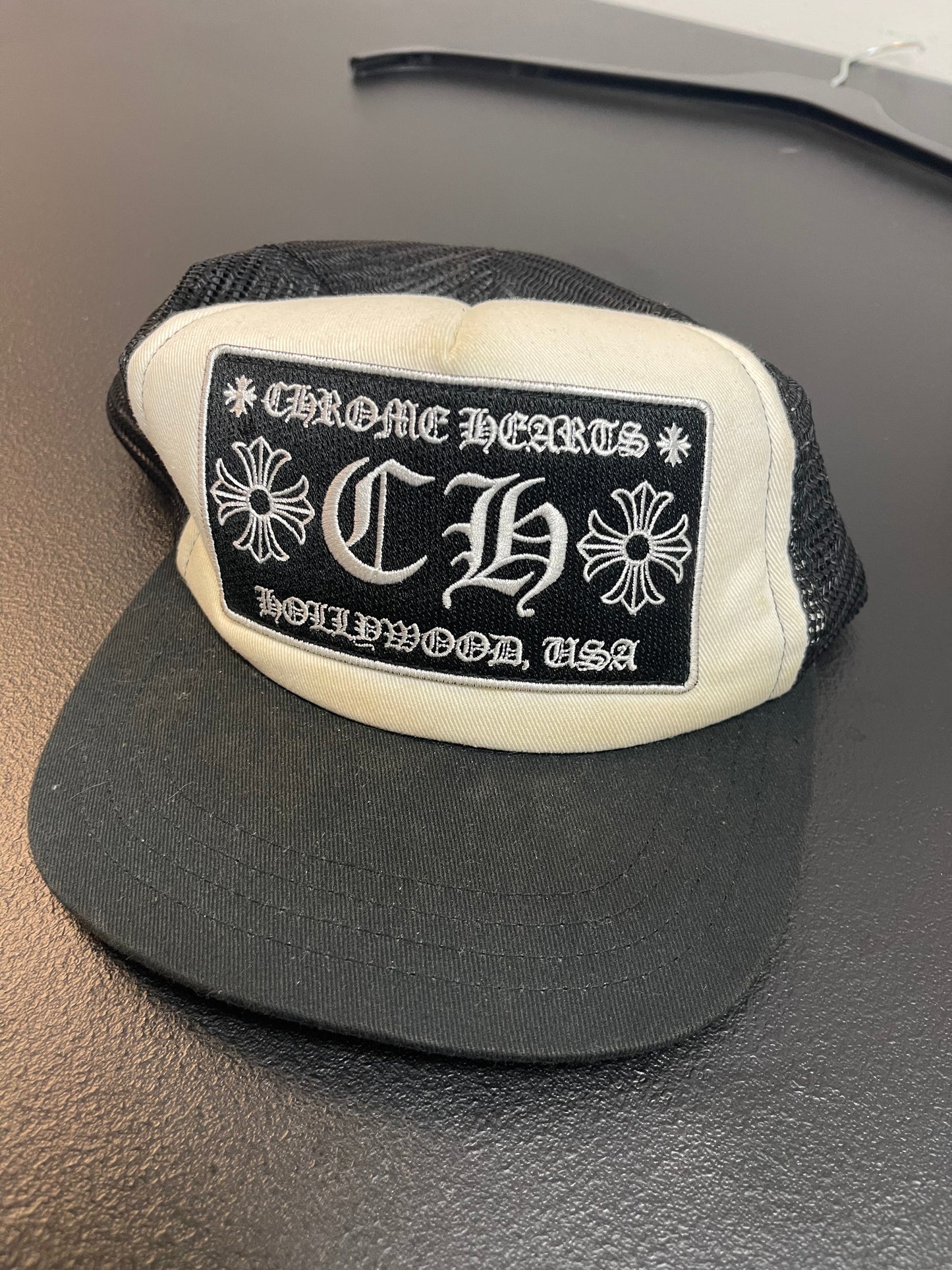 Chrome Hearts CH Hollywood Trucker Hat Black/White