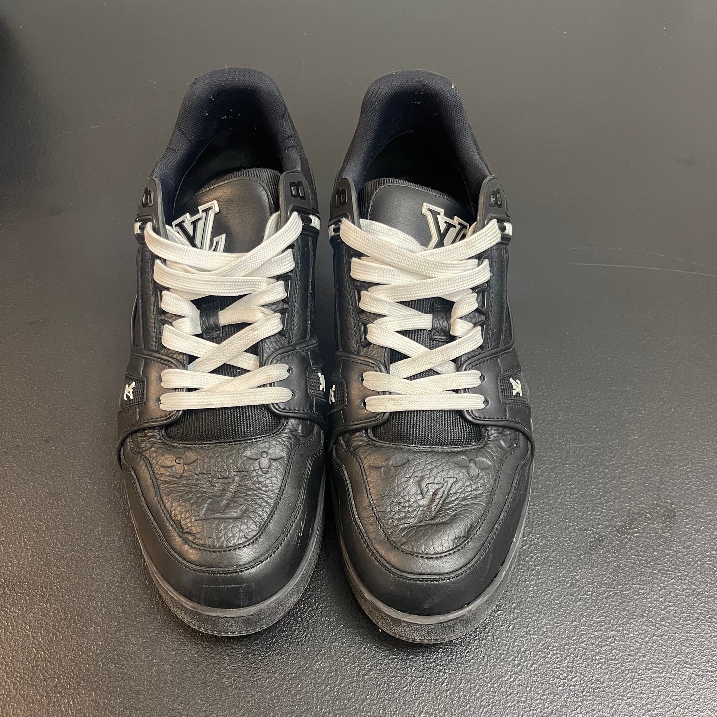 Louis Vuitton Trainer Black/White (USED) (NO BOX)