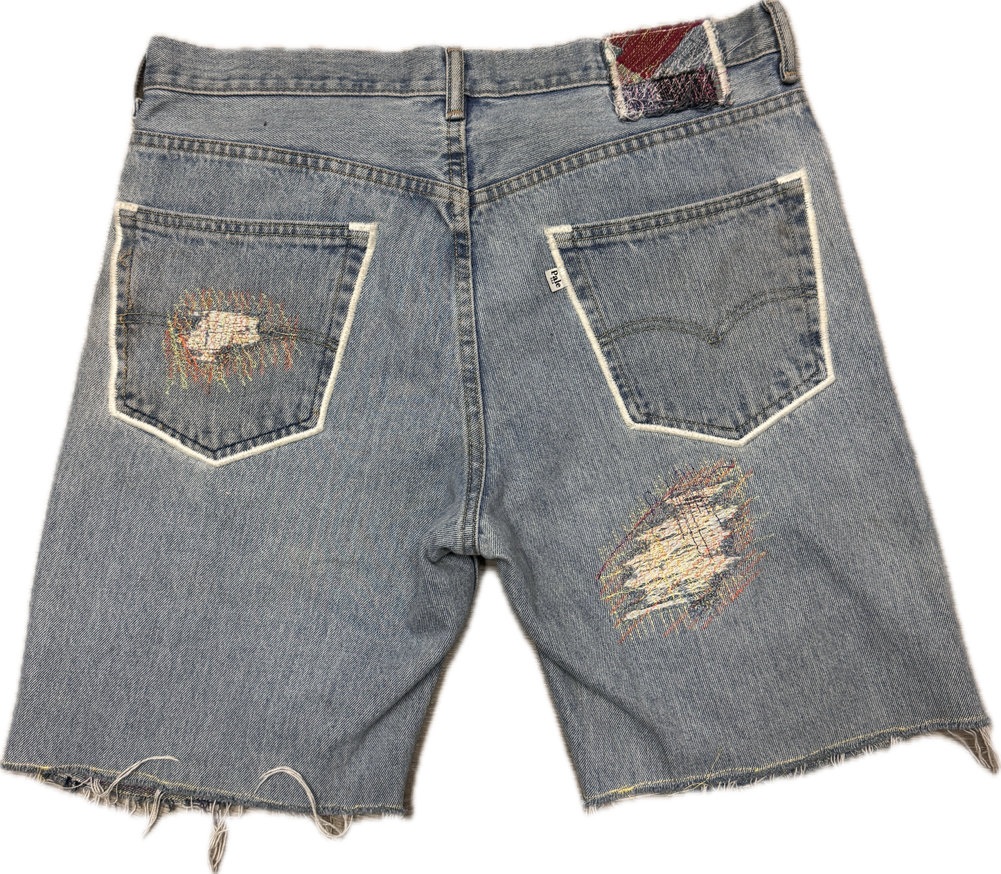 Pale Embroidery Shorts