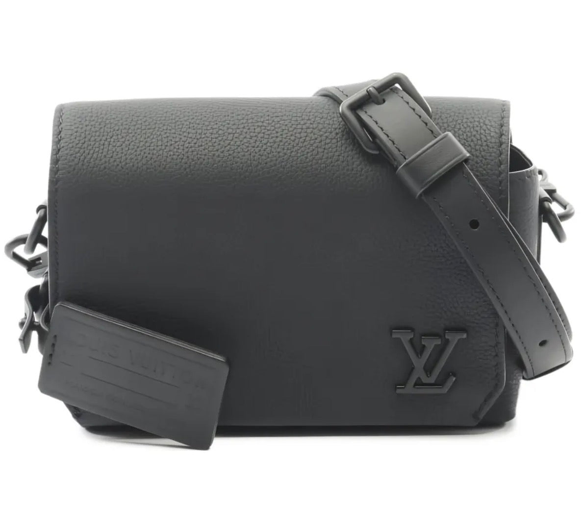 Louis Vuitton Aerogram Fast Line