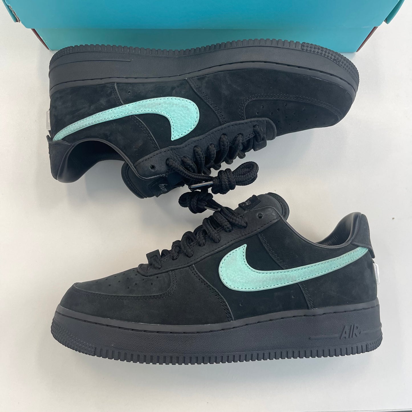 Tiffany & Co. x Nike Air Force 1 Low 1837 (USED)