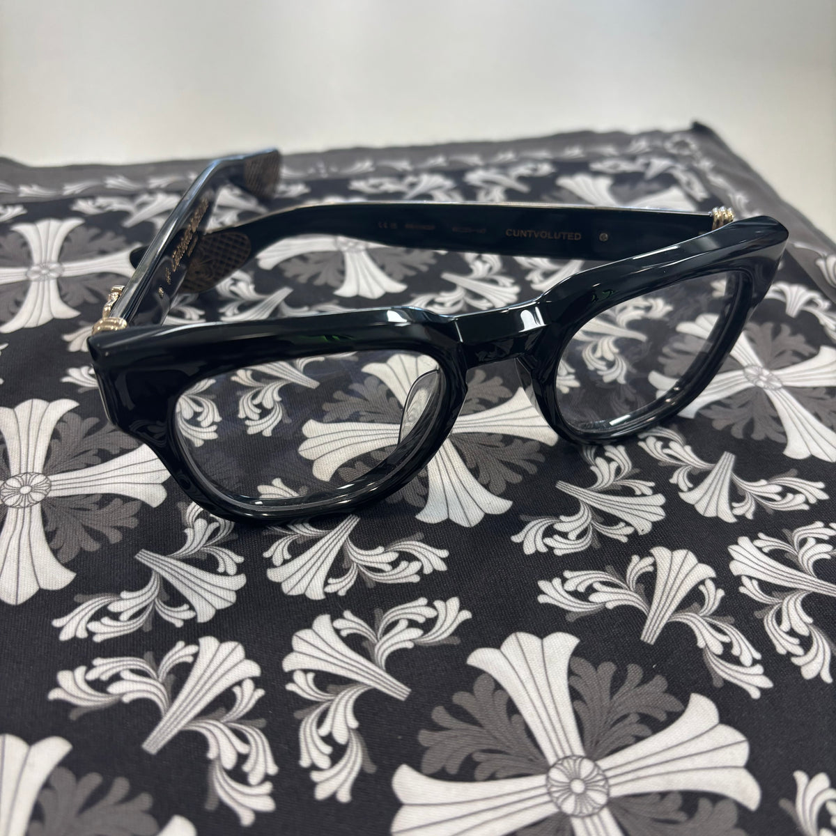 Chrome Hearts Cuntvoluted Black
18K Gold Plated Eye Glasses
