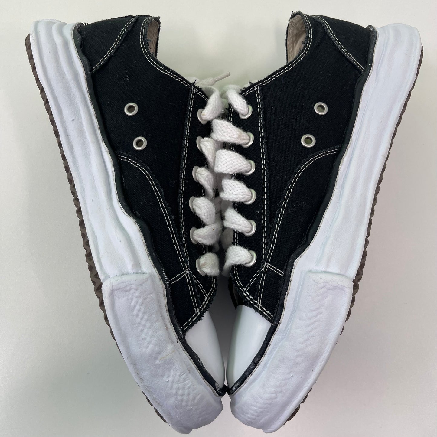 Maison Mihara Yasuhiro Peterson
OG Sole Canvas Low Black (Used)