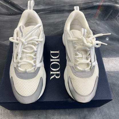 Dior White Silver B22 (USED)