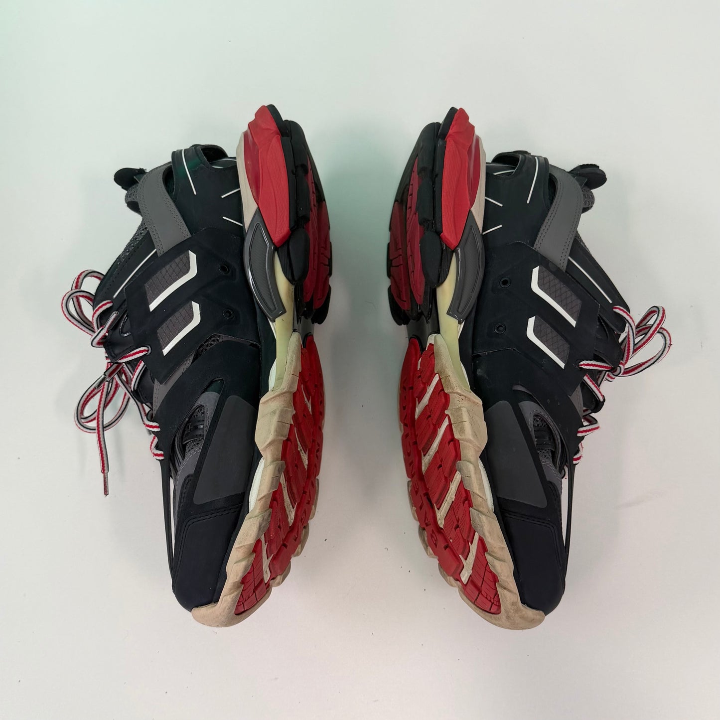 Balenciaga Track Trainer Black
Red (USED NO BOX)