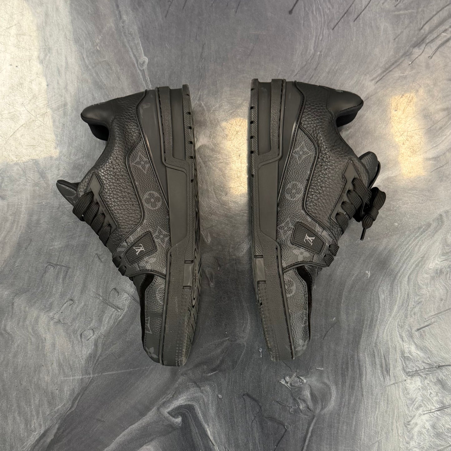 Louis Vuitton LV Trainer Sneakers black monogram (USED) (NO BOX)