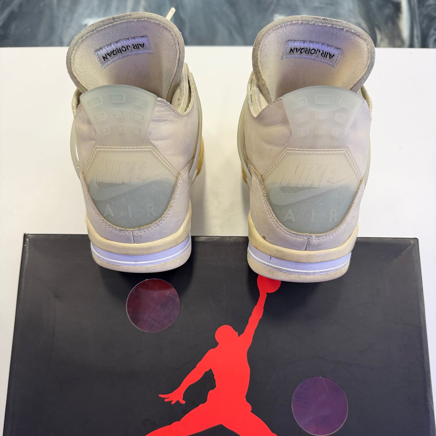 Off White x Wmns Air Jordan 4 Retro Sail (USED)