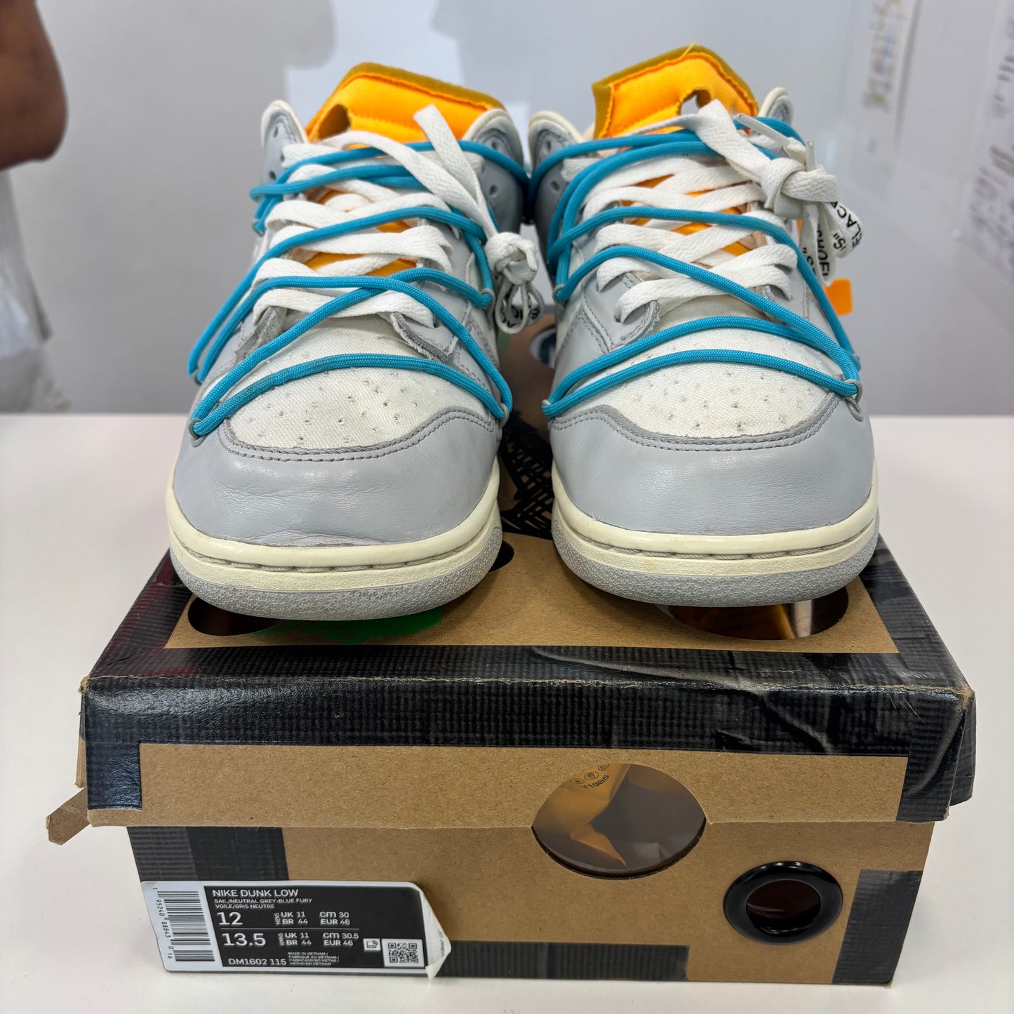 Nike Dunk Low Off-White Lot 2 (Used)
