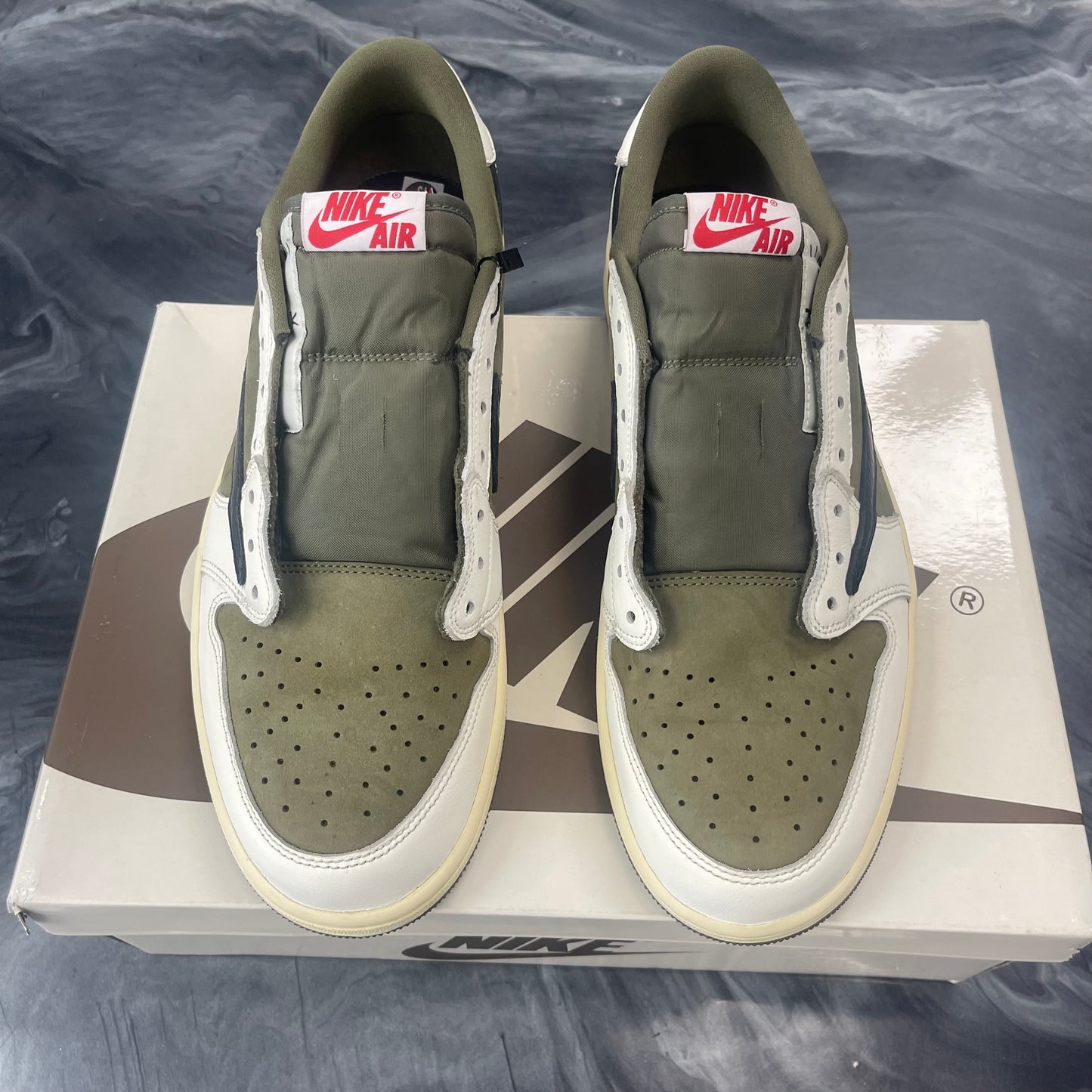 Jordan 1 Retro Low Travis Scott Medium Olive (USED)