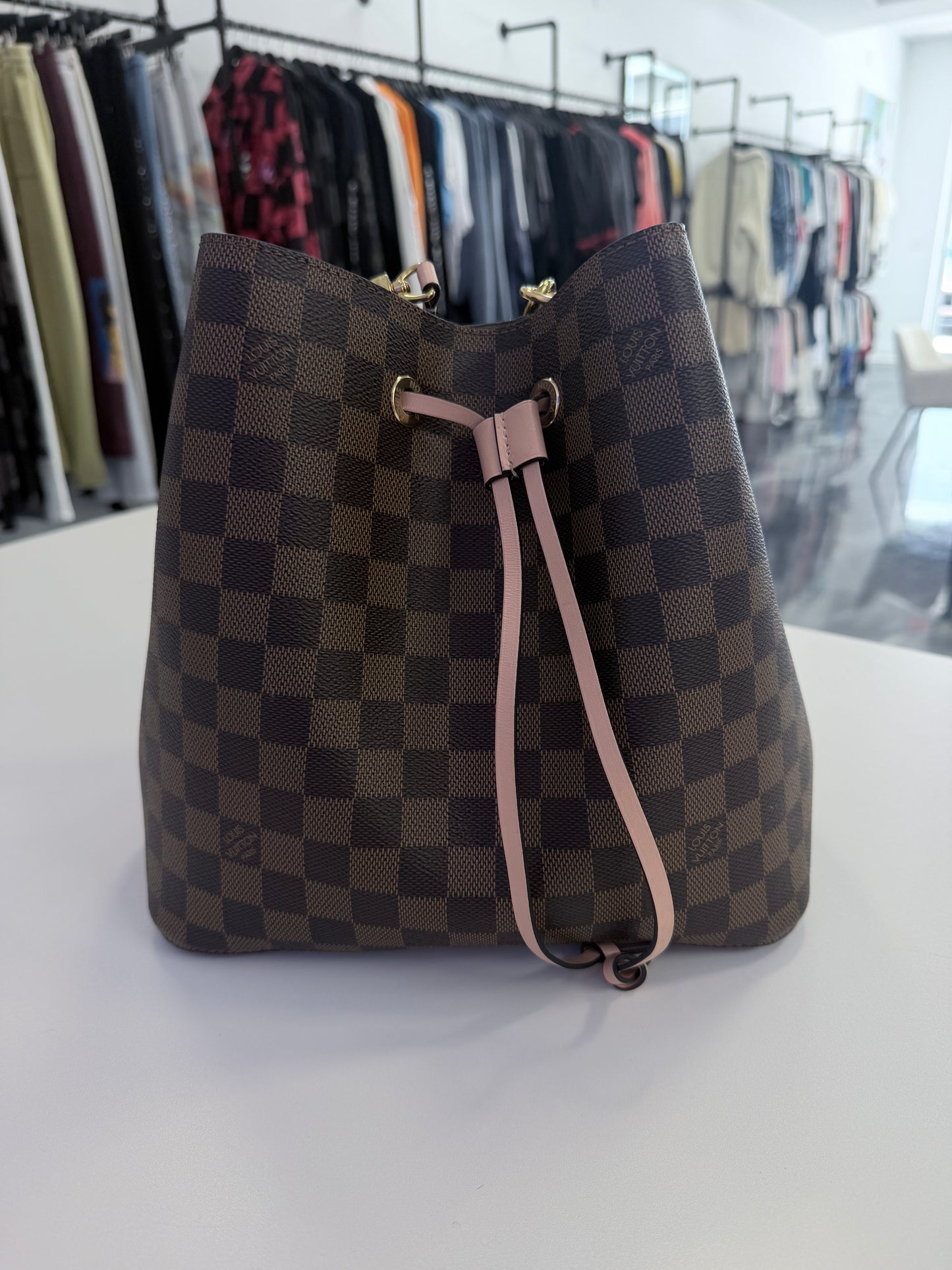 Louis Vuitton Damier Ebene Neonoe MM Venus Pink