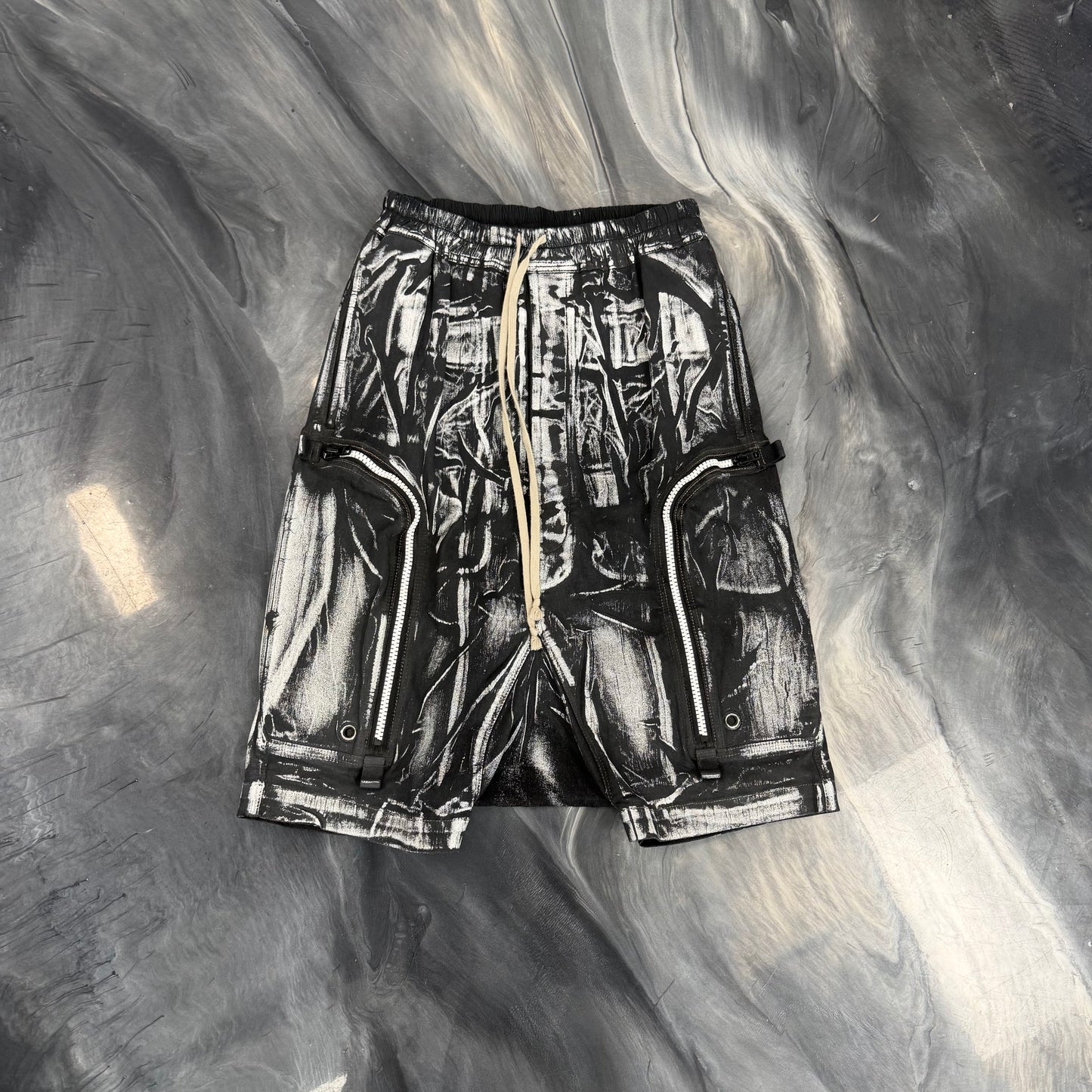 Rick Owens DRKSHDW Bauhaus Pod Shorts Black/White Foil