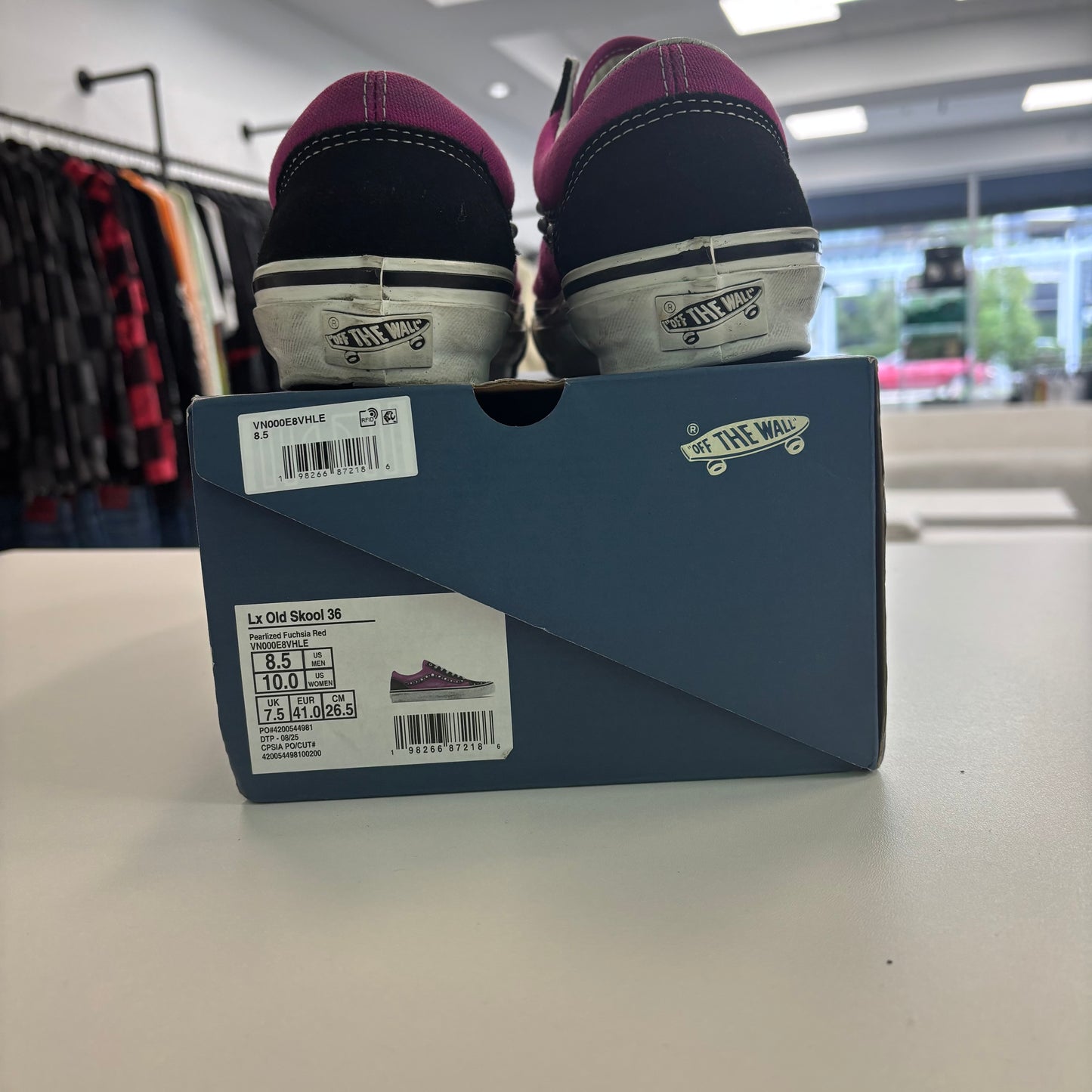 Pearlized Vans Old Skool 36 LX Fuchsia Red (Used)
