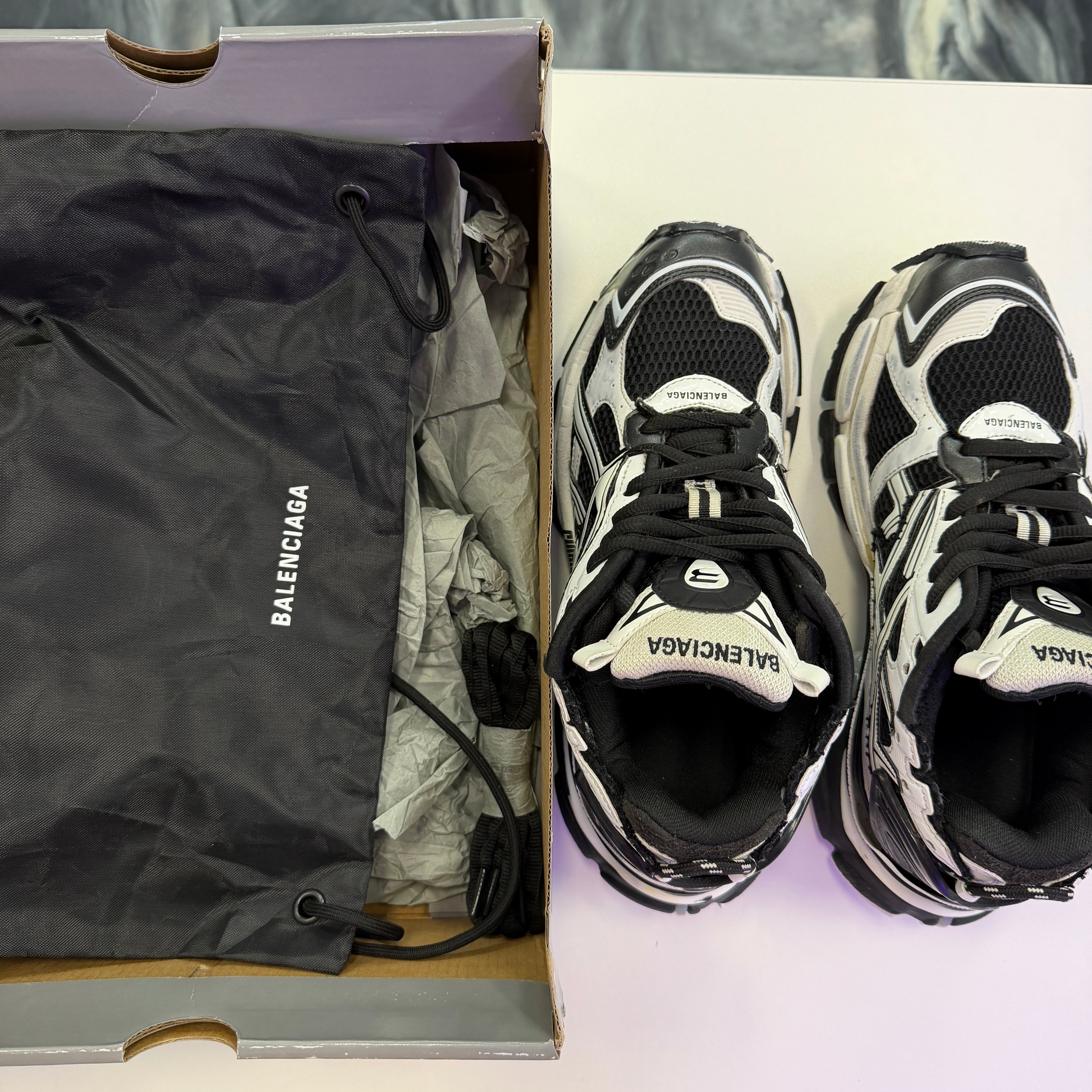 Balenciaga Runner Sneaker Black & White (Used) – FTL- Cold