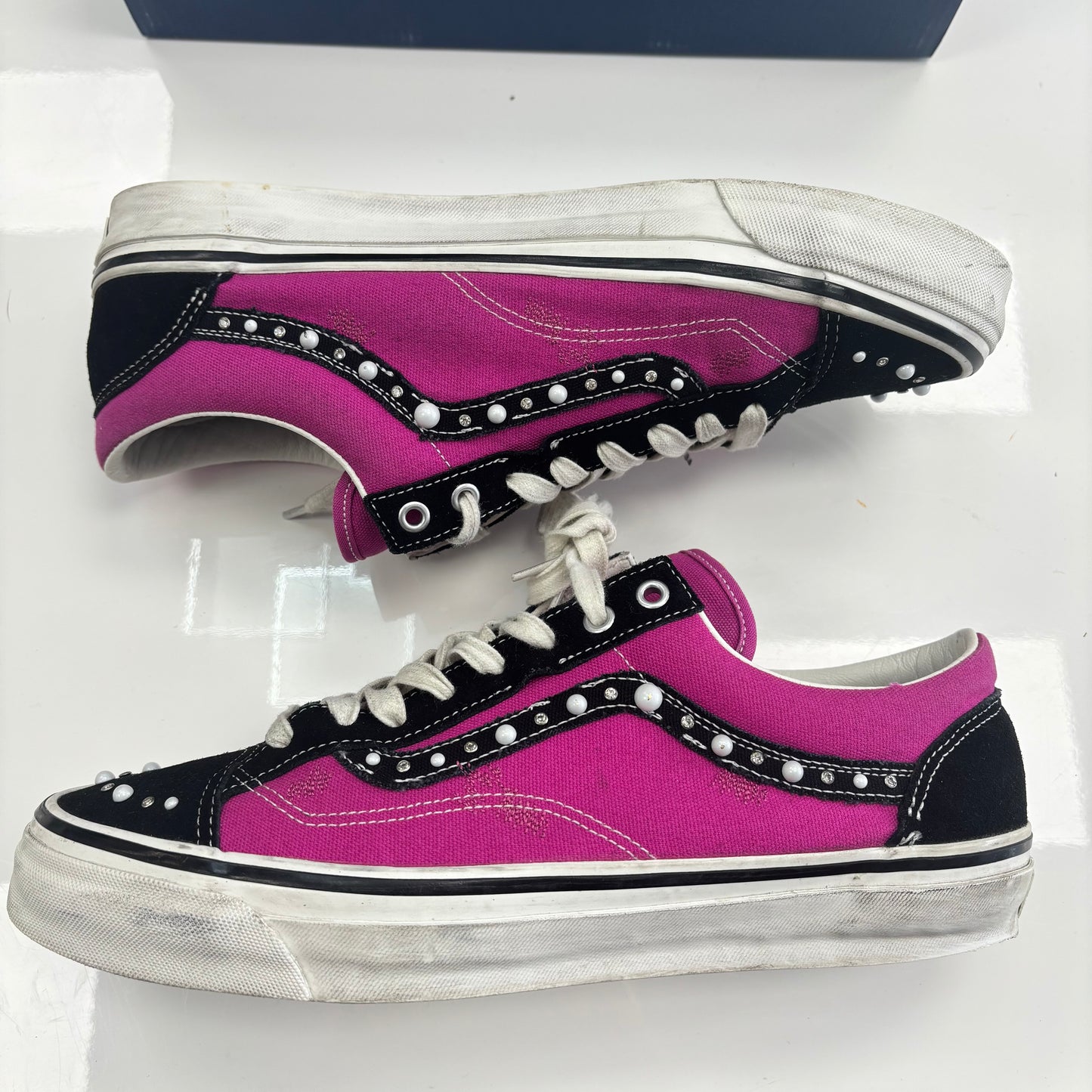Pearlized Vans Old Skool 36 LX Fuchsia Red