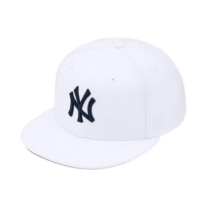 Supreme x New York Yankees New Era Fitted Hat - White