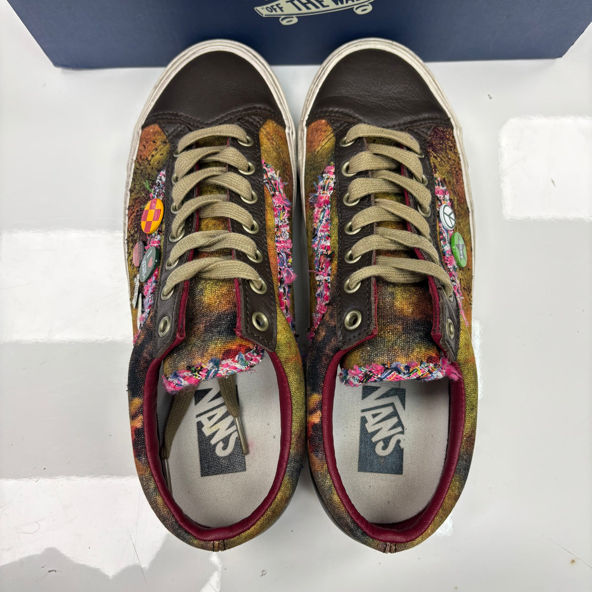 Vans Old Skool 36 LX Souvenir
Warm Brown (USED)