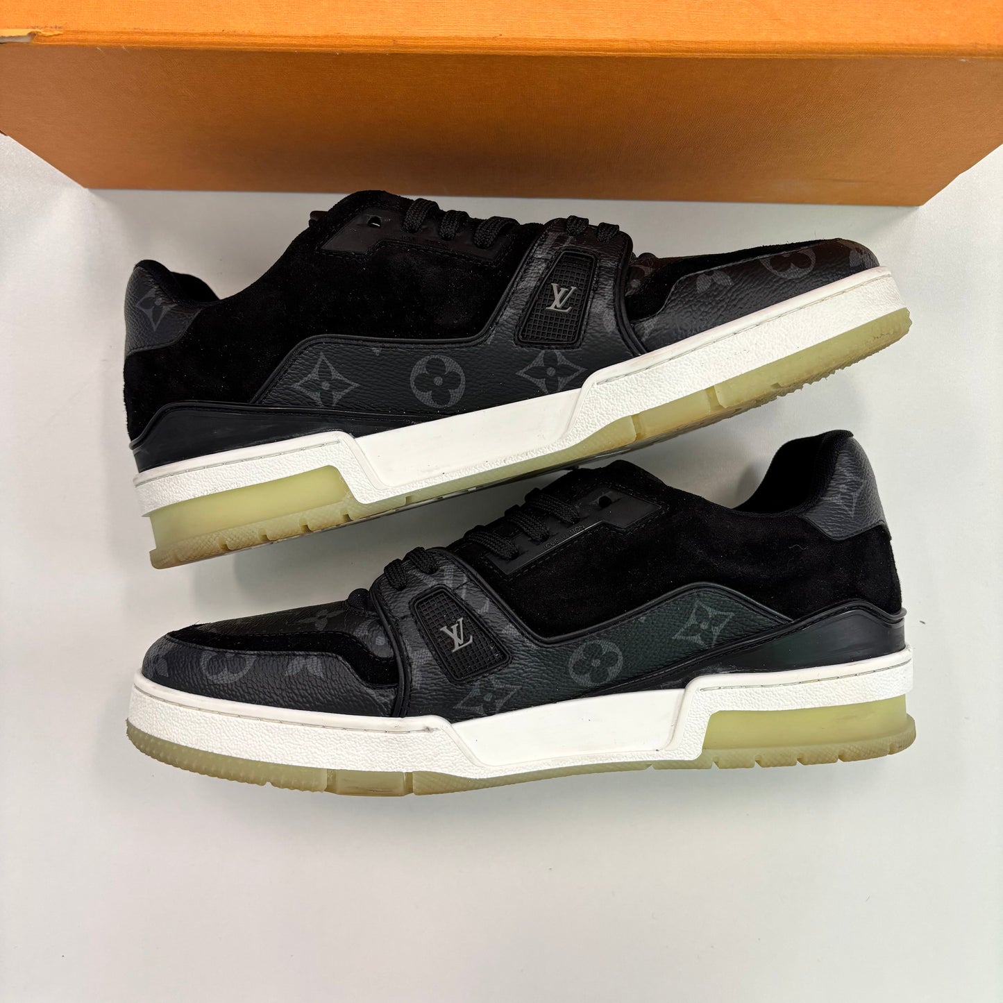 Louis Vuitton Trainer Black Monogram (Used)