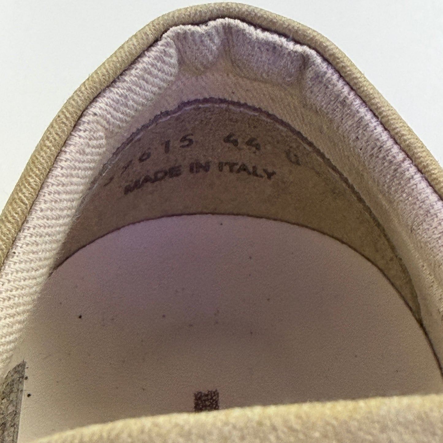 Rick Owens DRKSHDW Hollywood
Vintage Low Parchment Milk (Used)(No Box)