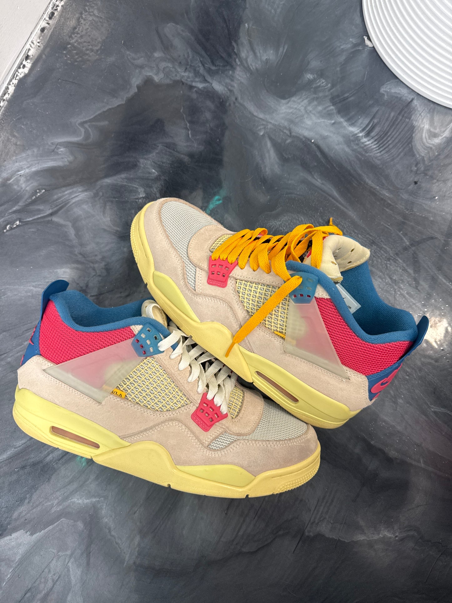 Jordan 4 Retro Union Guava Ice (USED)