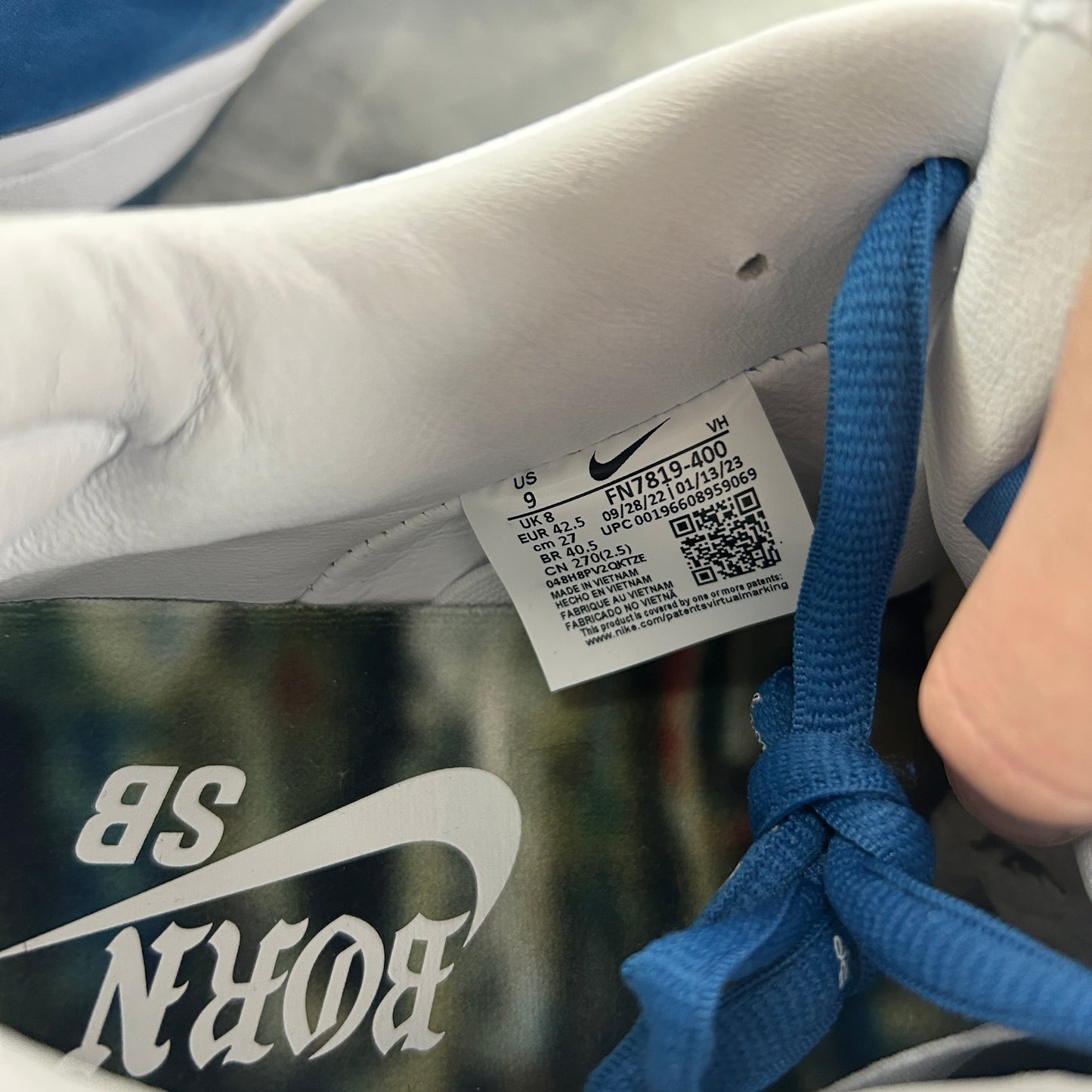 Nike SB Dunk Low Born x Raised - view 7