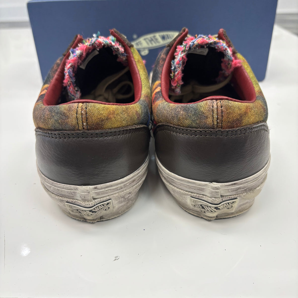 Vans Old Skool 36 LX Souvenir
Warm Brown (USED)
