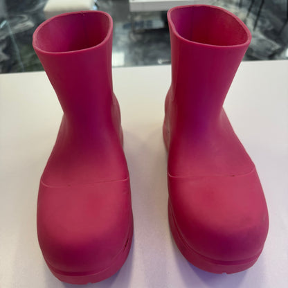 BOTTEGA VENETA Pink Puddle Boots (USED) (NO BOX)