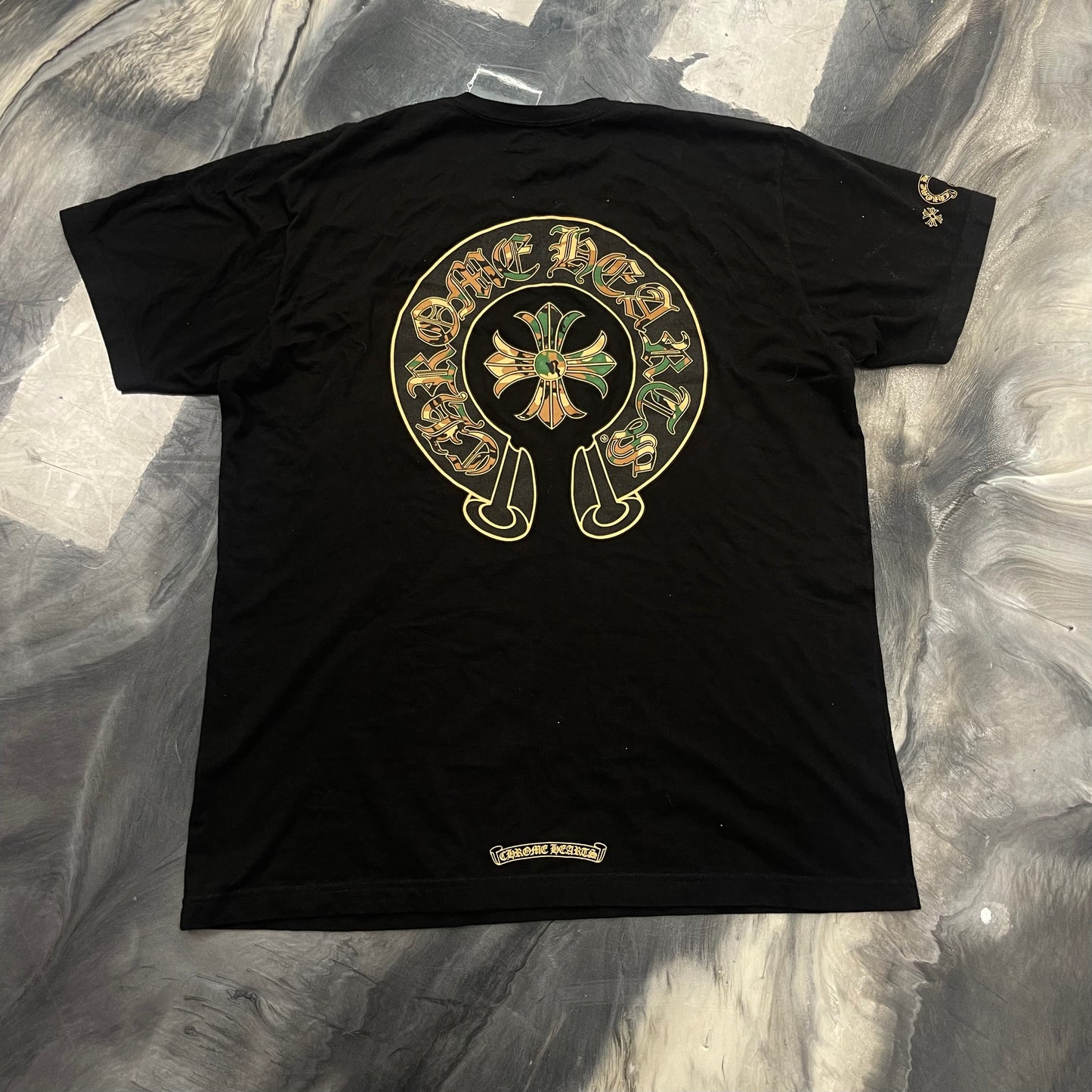 Chrome Hearts Horse Shoe Logo
Pocket T-Shirt Black/Camo