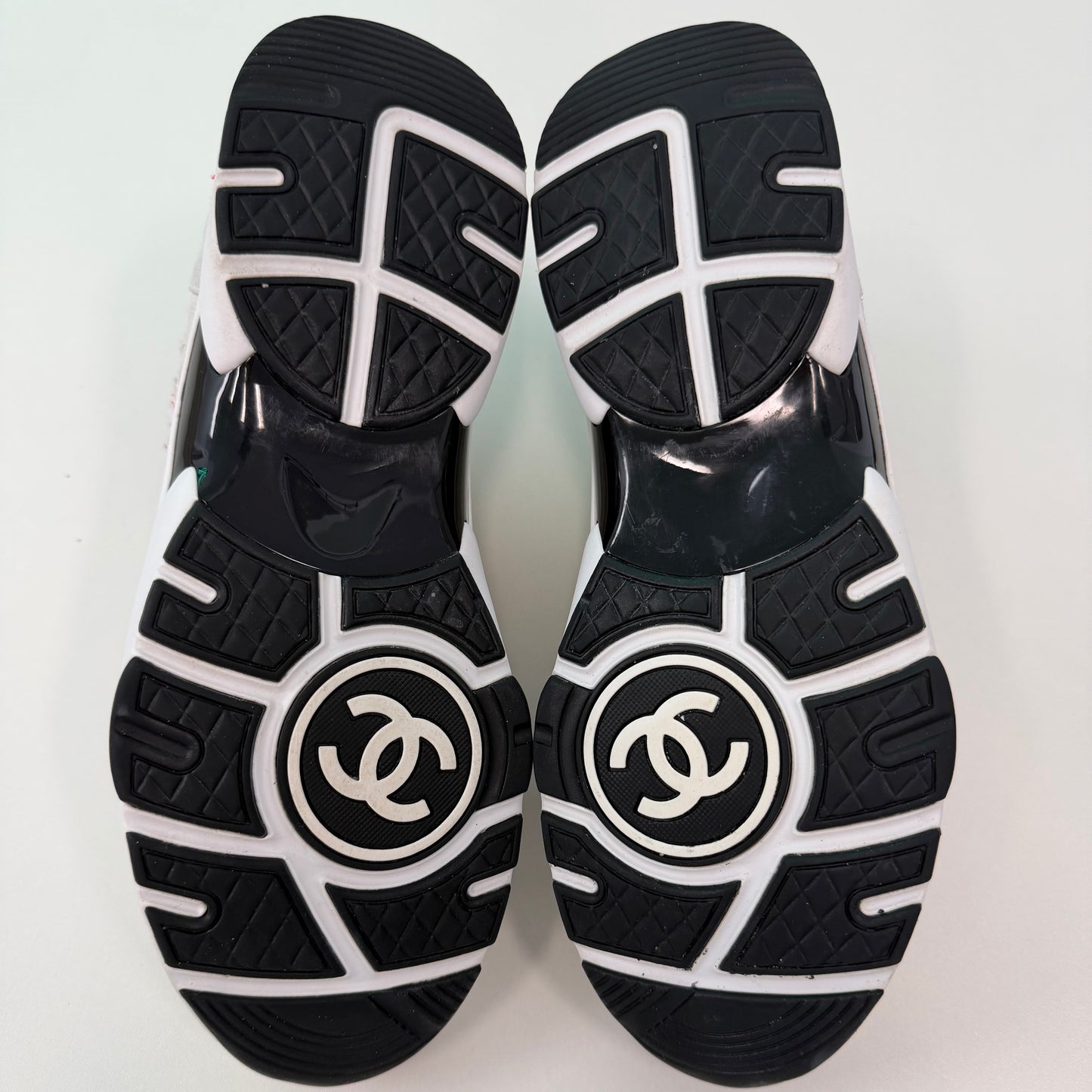 Chanel CC Logo Sneaker Ecru Pink Tweed (USED NO BOX)