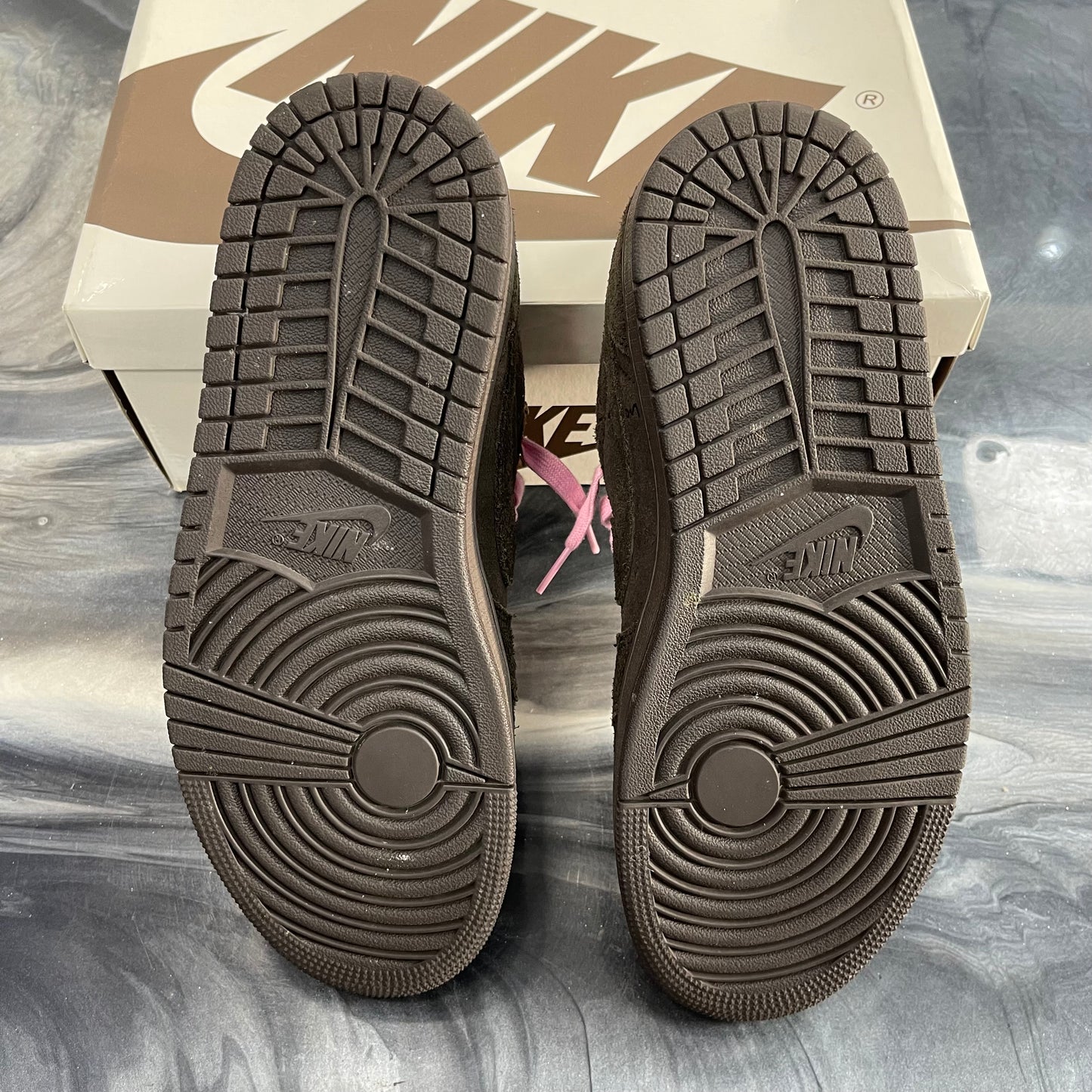Travis Scott X Jordan 1 Low OG SP 'Velvet Brown' (USED)