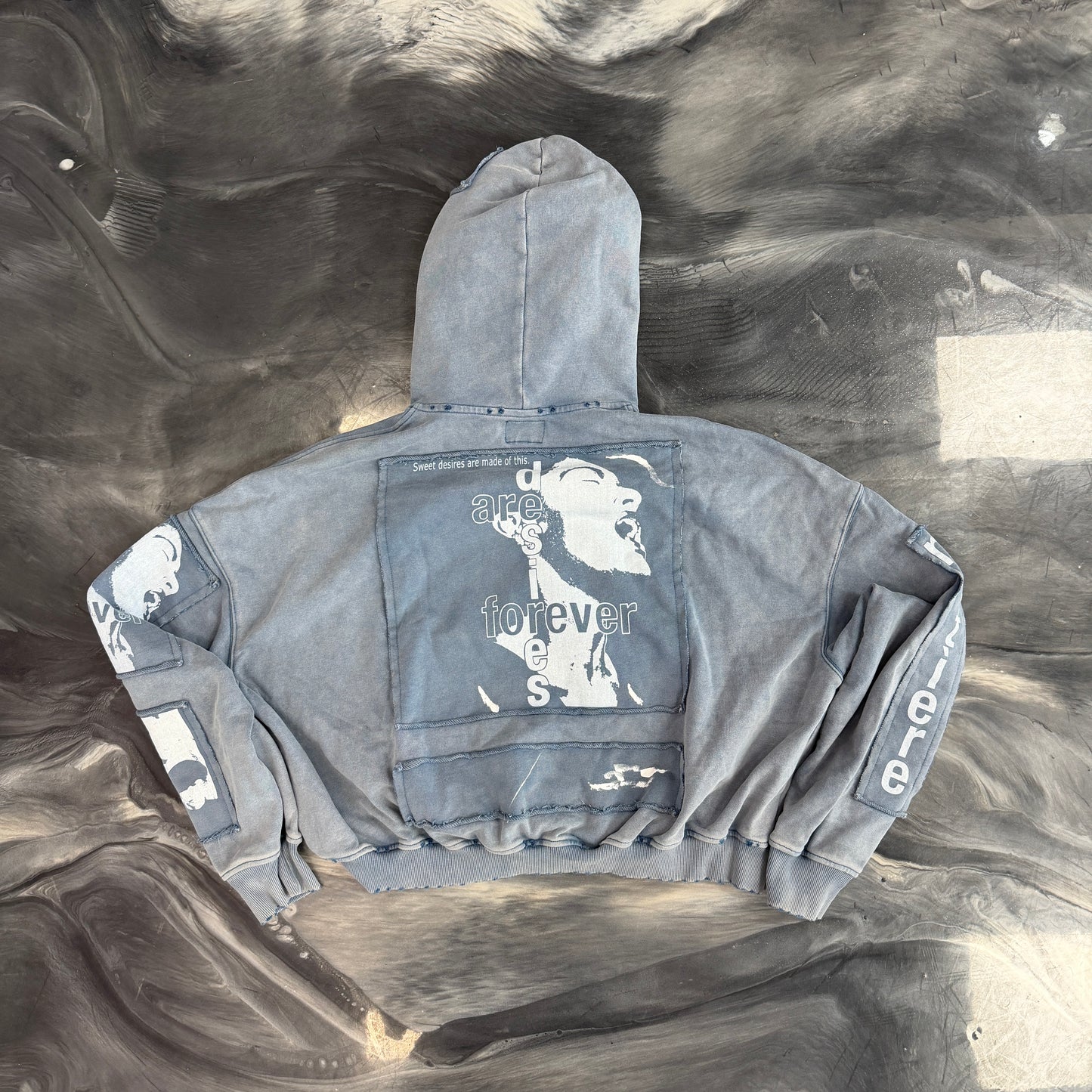 Matière De Désirs Encore Hoodie Washed Blue