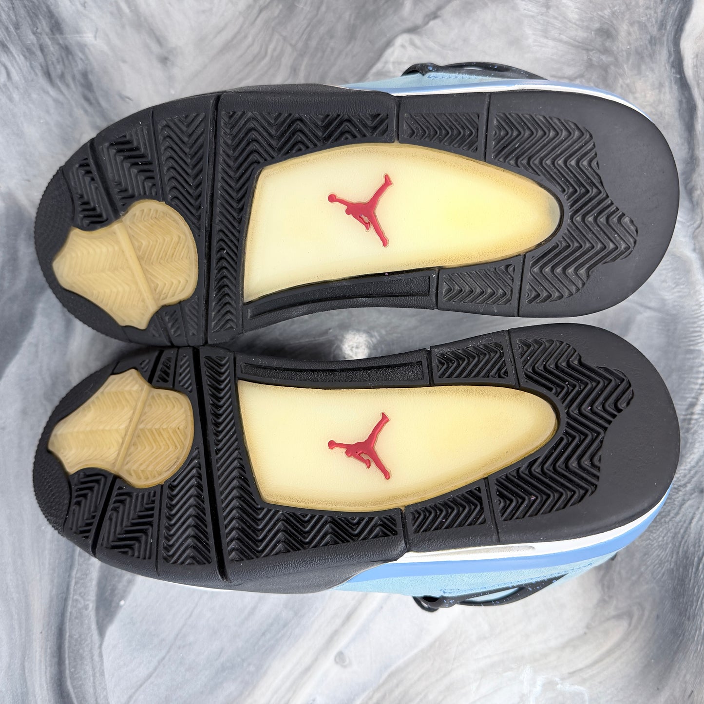Jordan 4 Retro Travis Scott Cactus Jack (USED NO BOX)