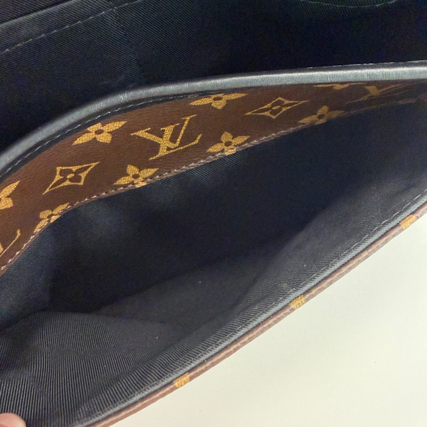 Louis Vuitton Monogram Macassar Canvas Magnetic Messenger