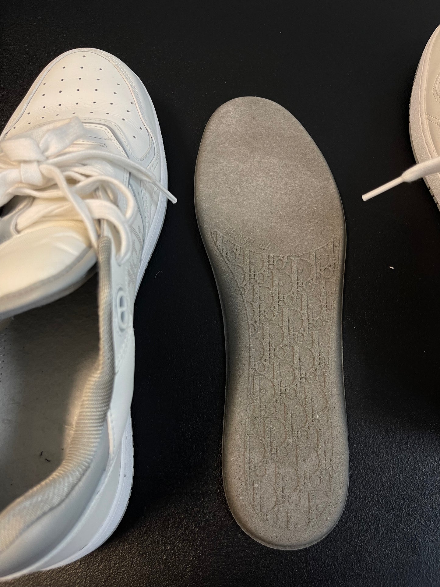 Dior B27 White Low-Top (USED NO BOX)