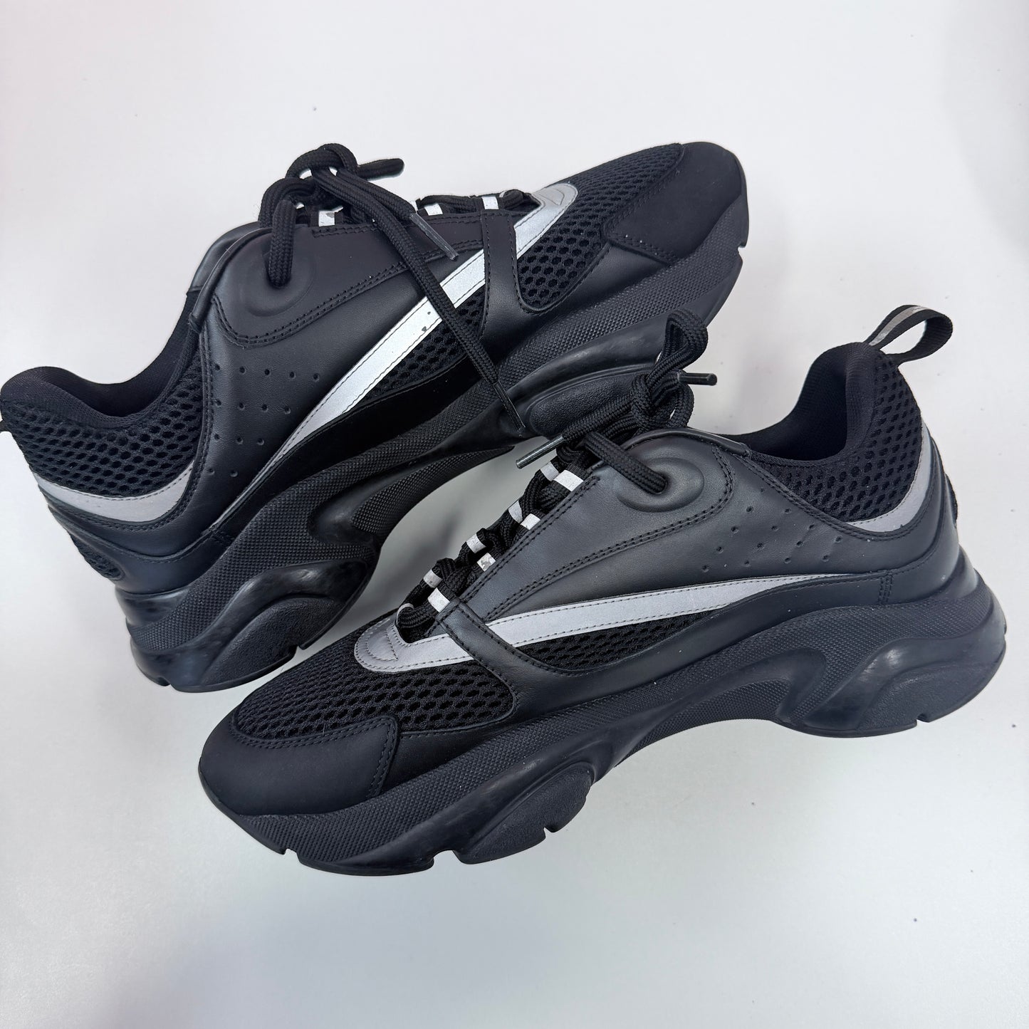 Dior B22 Black (USED)