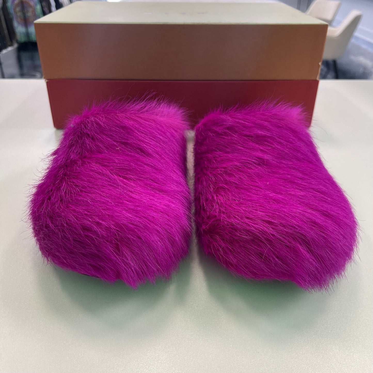 Marni Mule Fuchsia long-hair calfskin Fussbett sabot (Used)