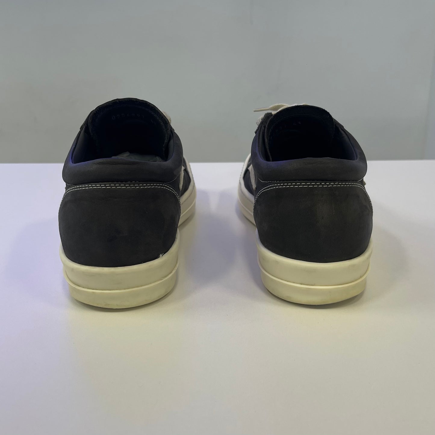 Rick Owens Porterville Vintage
Low Dark Dust (USED)