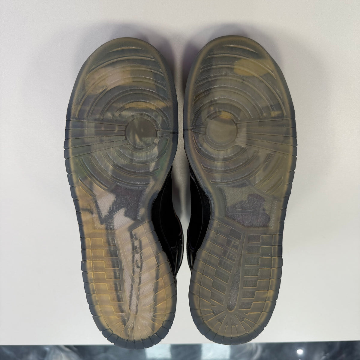 Nike Dunk High SB Premium MF
Doom (USED) (NO BOX)