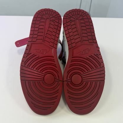 Off-White x Air Jordan 1 Retro High
OG Chicago (USED) (NO BOX)