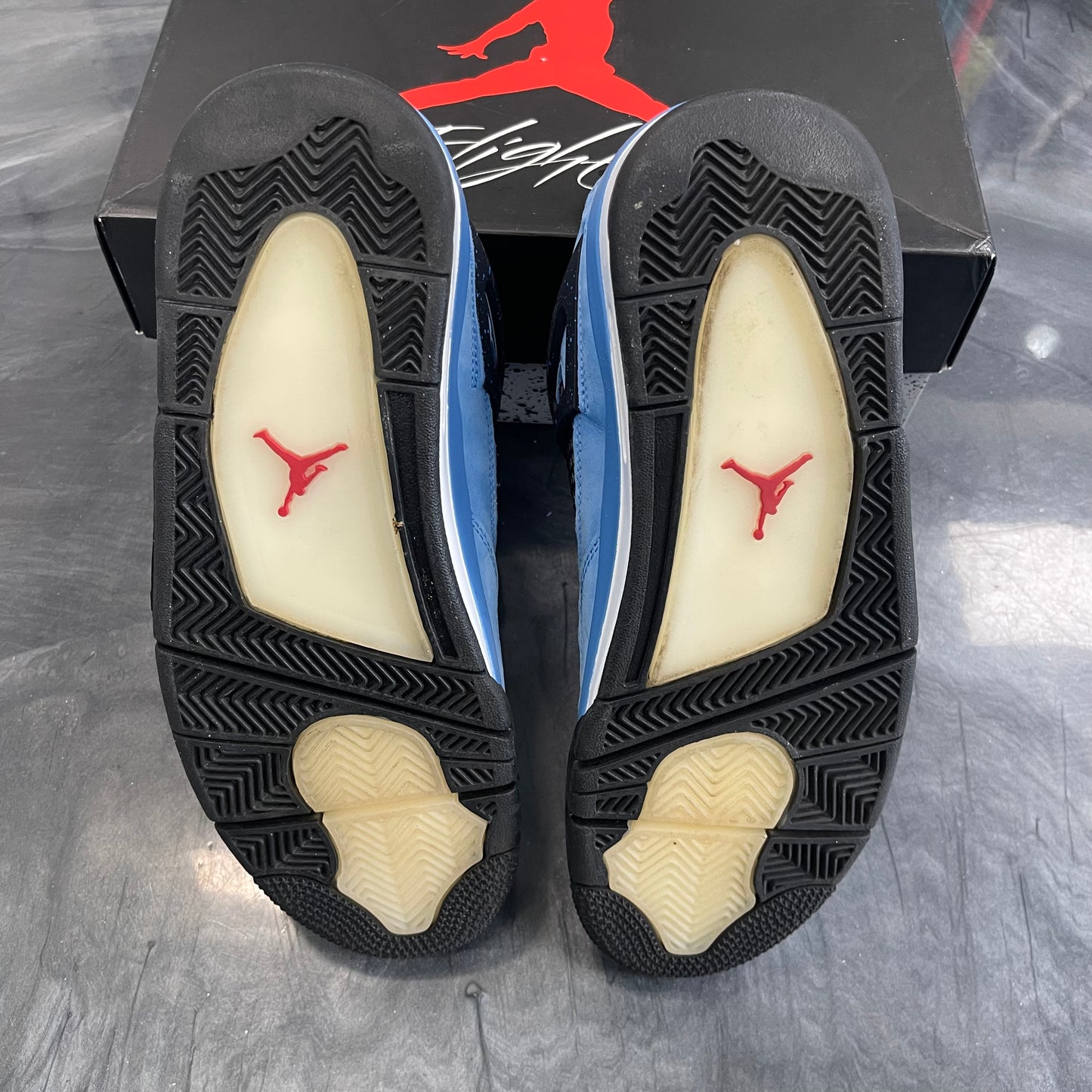 Travis Scott X Jordan 4 Retro 'Cactus Jack' (USED)