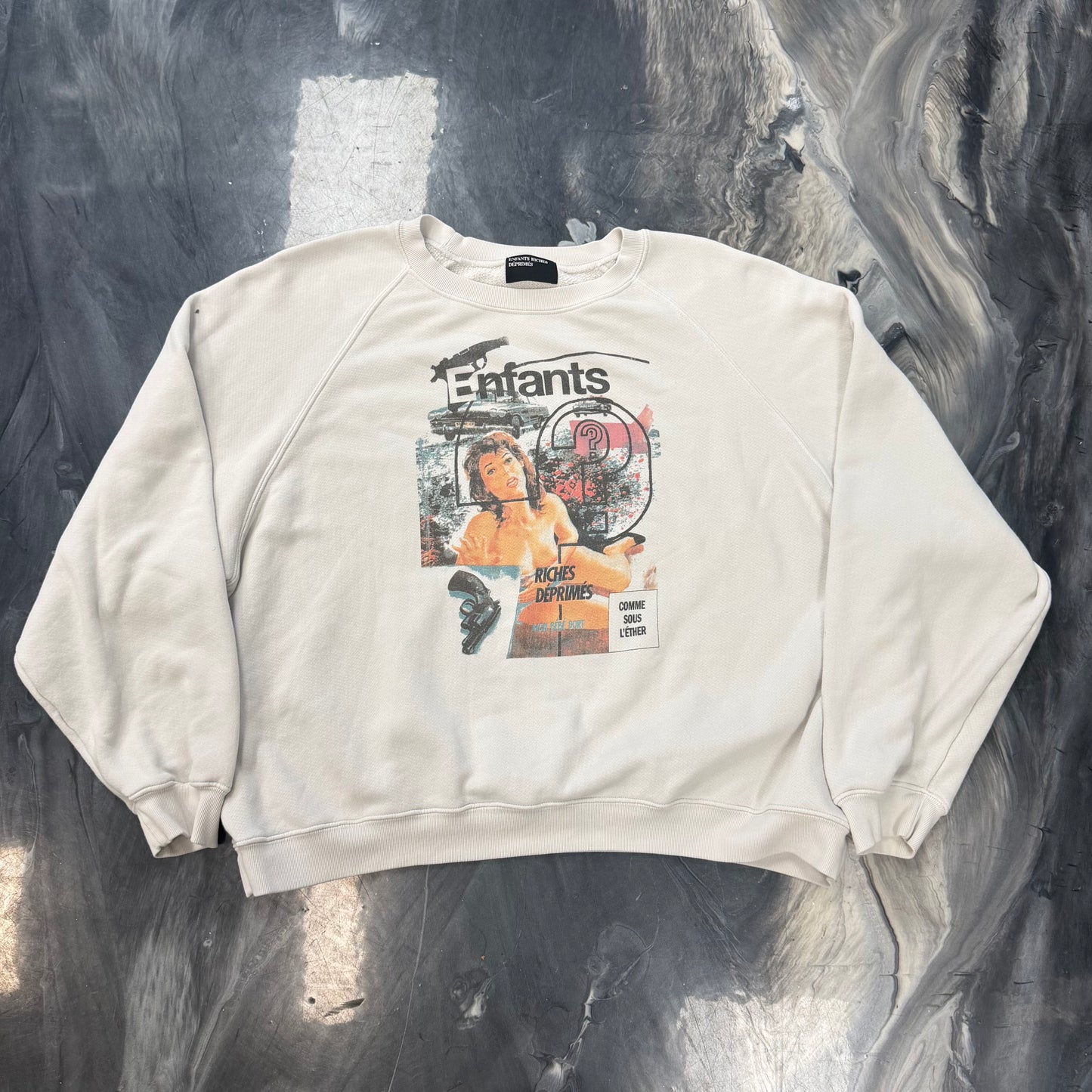 ERD Thrilling Raglan Sweatshirt
