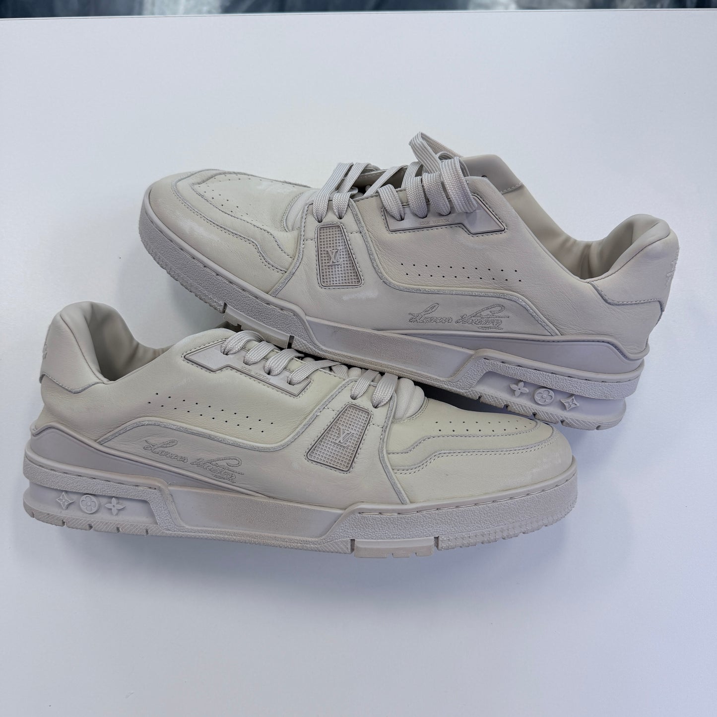 Louis Vuitton Trainer Beige/White Distressed (USED NO BOX)