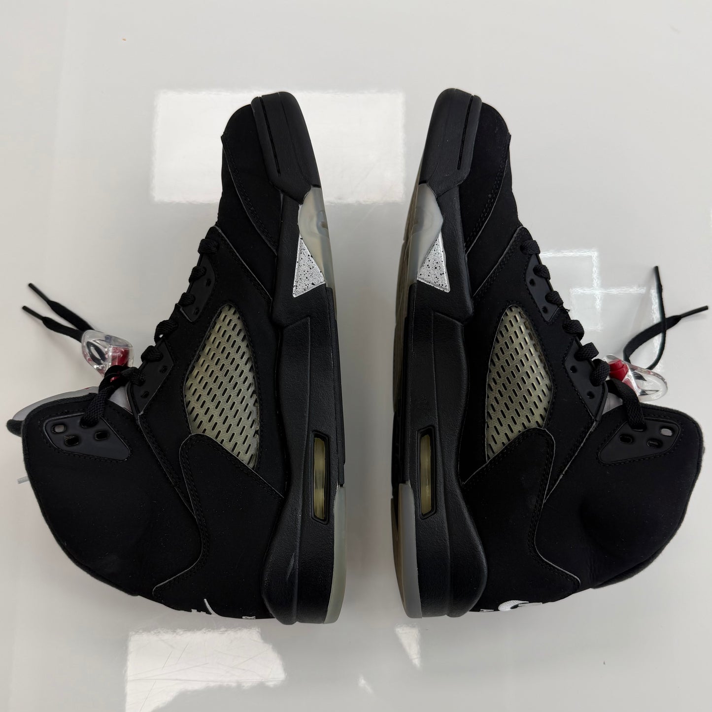 Air Jordan 5 Retro OG Black
Metallic (2016) (USED NO BOX)