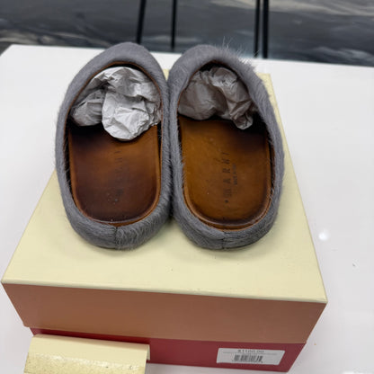 Marni Long Hair Calfskin Fussbett
Sabot Mule
