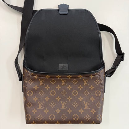 Louis Vuitton Monogram Macassar Canvas Magnetic Messenger